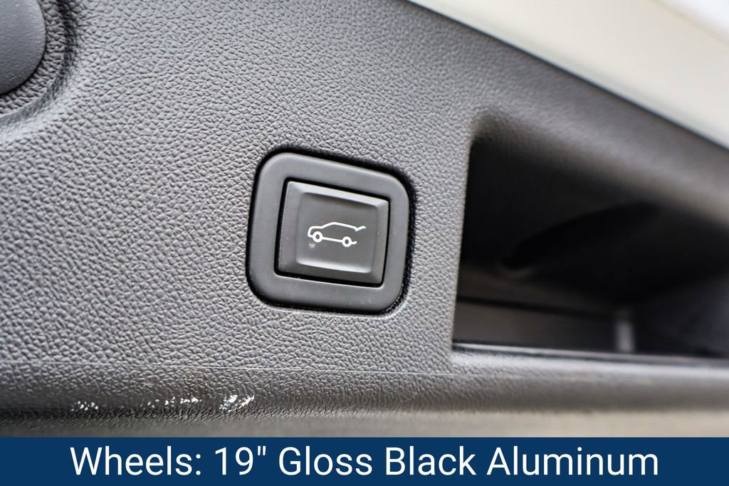 Certified 2021 Chevrolet Equinox LT image 36