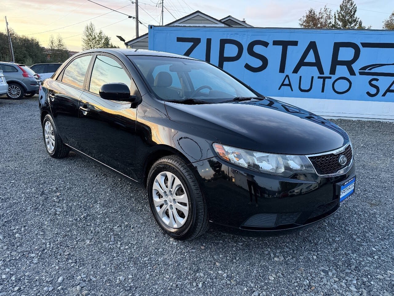 Used 2011 Kia Forte LX FWD image 1