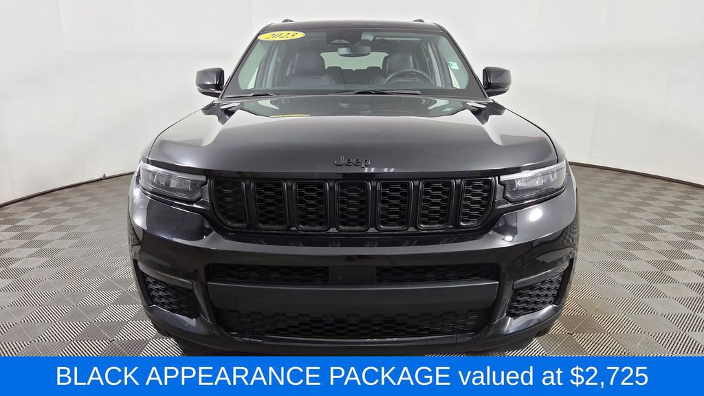 Used 2023 Jeep Grand Cherokee L Limited w/ Black Appearance Package AWD/4WD image 2