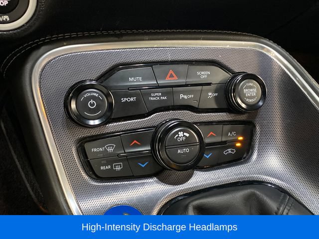 Used 2017 Dodge Challenger R/T Scat Pack w/ Leather Interior Group RWD image 9