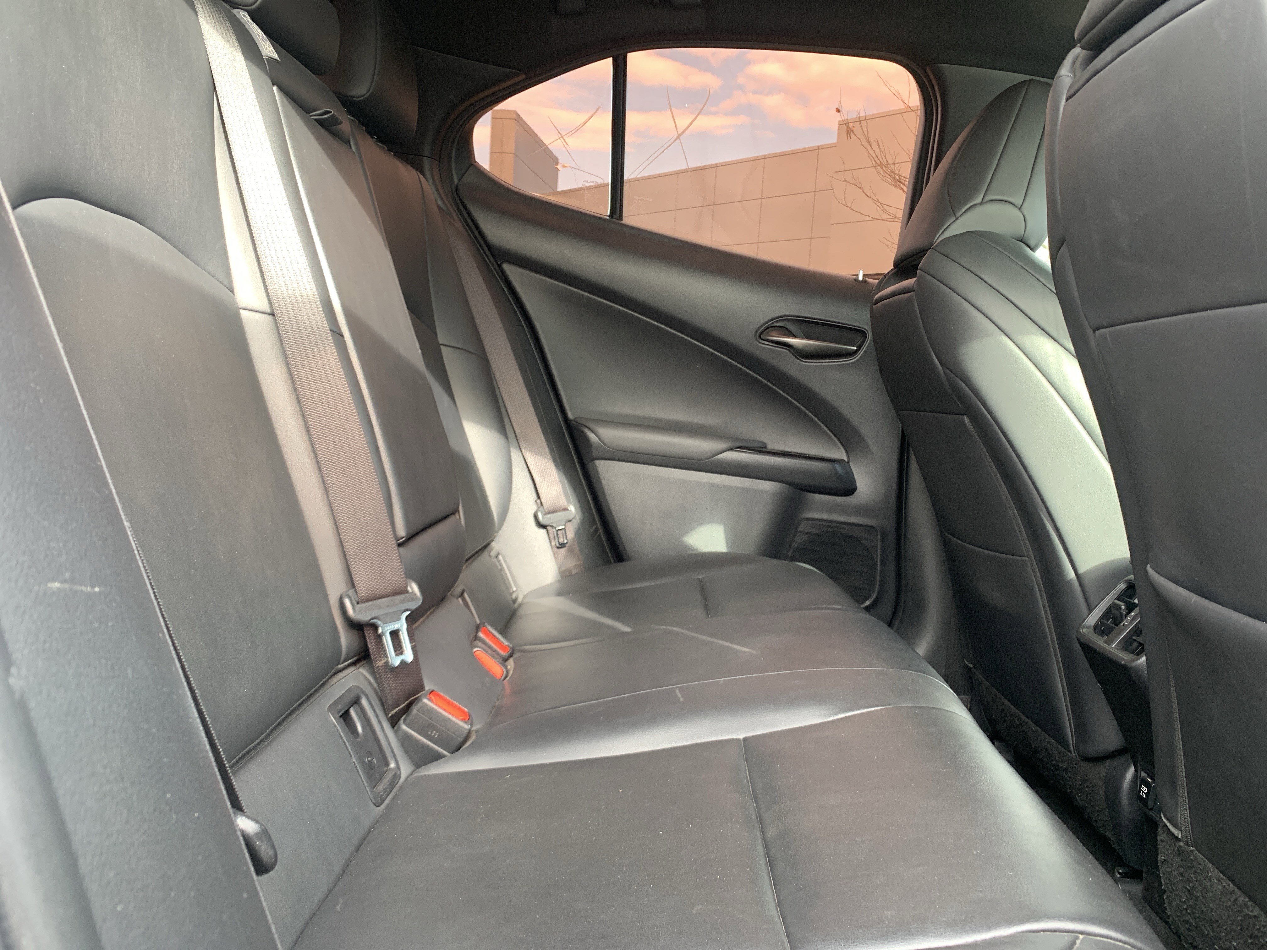 Used 2019 Lexus UX 200 F Sport image 33