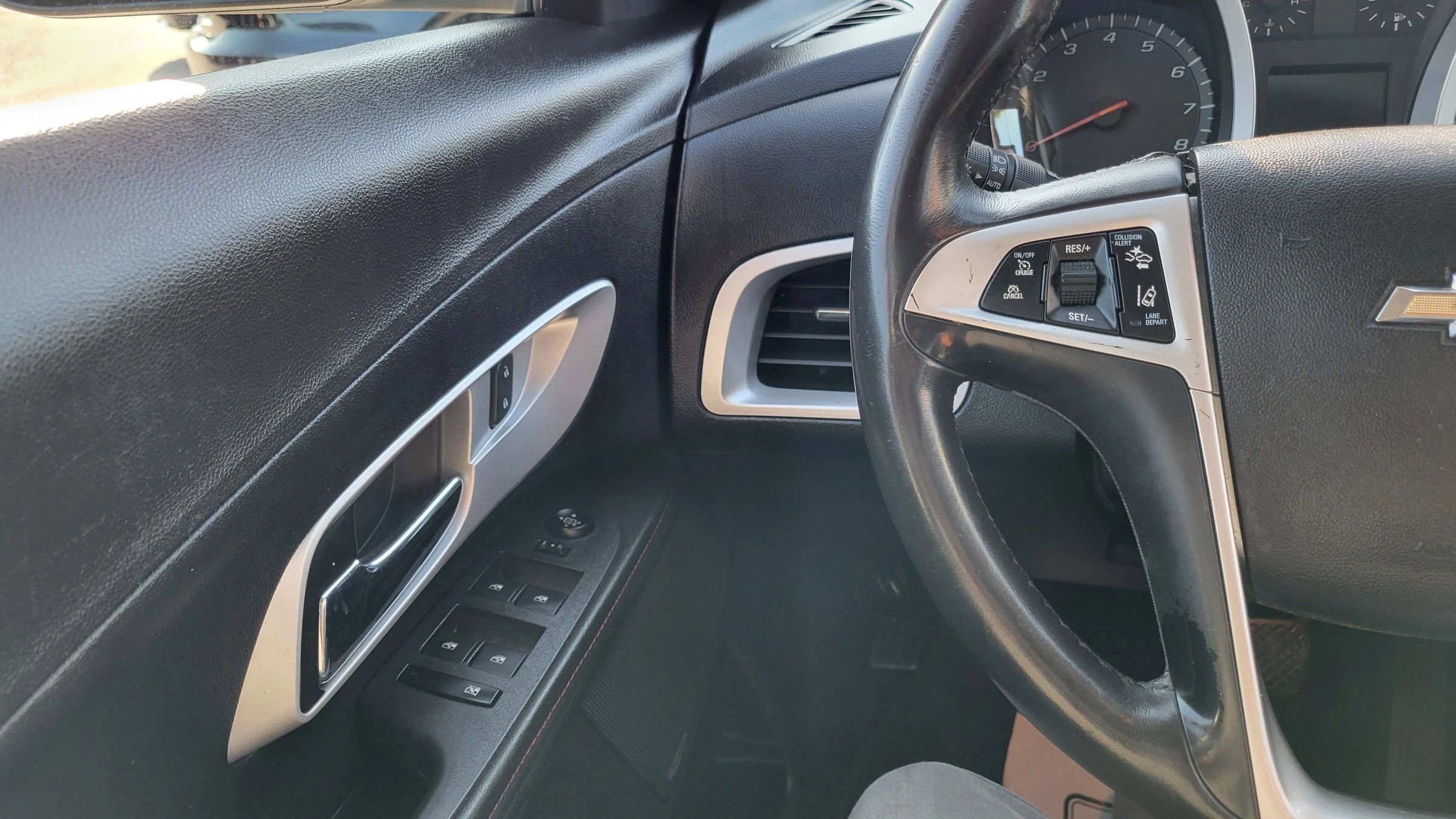 Used 2013 Chevrolet Equinox LTZ image 13