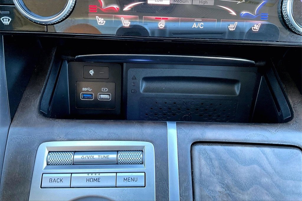 Used 2024 Genesis GV80 3.5T w/ Prestige Package image 16