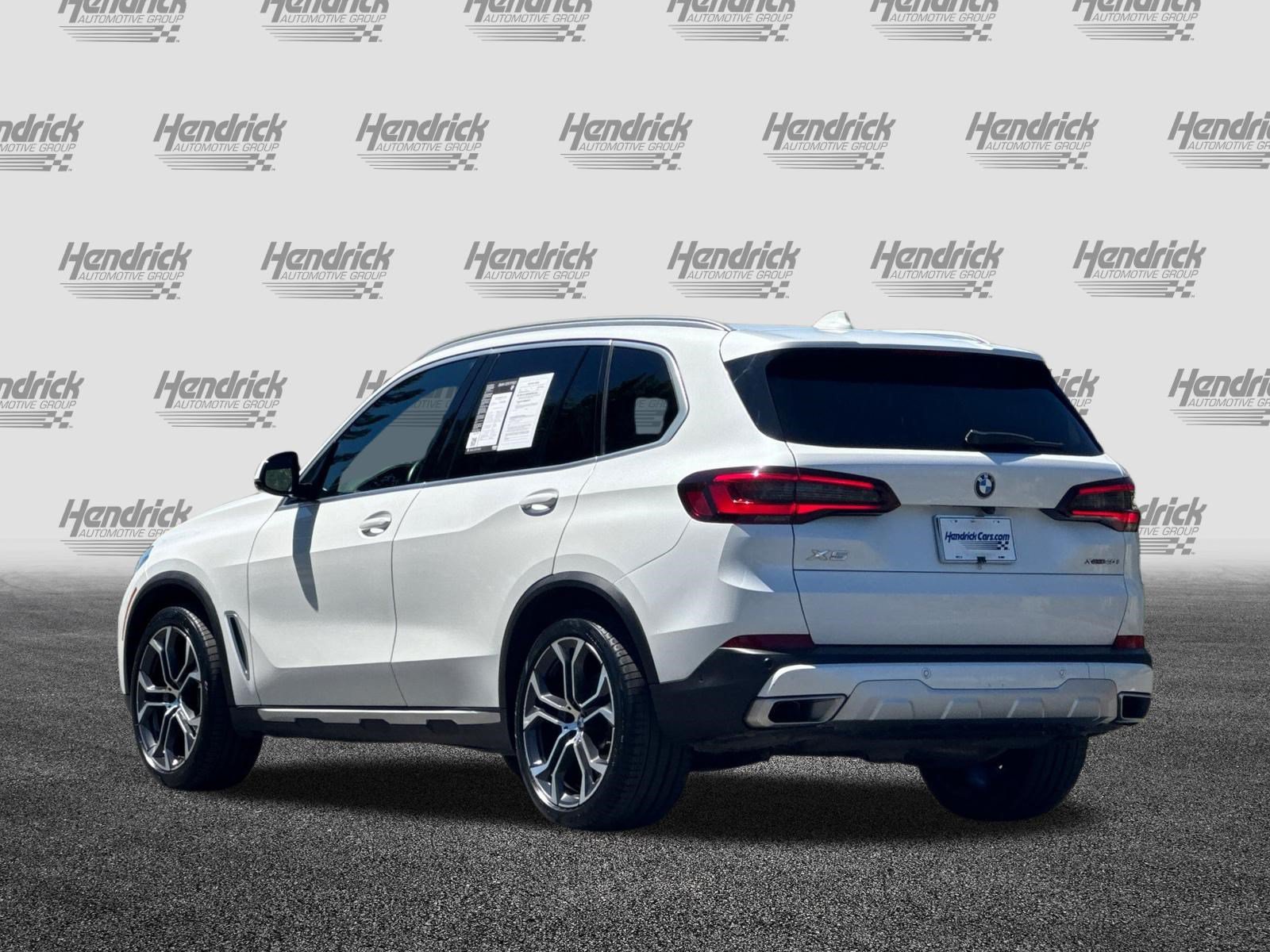 Used 2023 BMW X5 xDrive40i w/ Premium Package AWD/4WD image 7