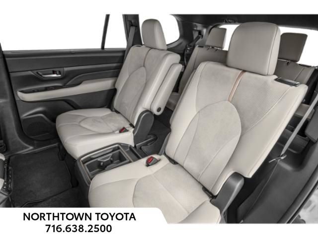 New 2026 Toyota Grand Highlander AWD Hybrid image 14