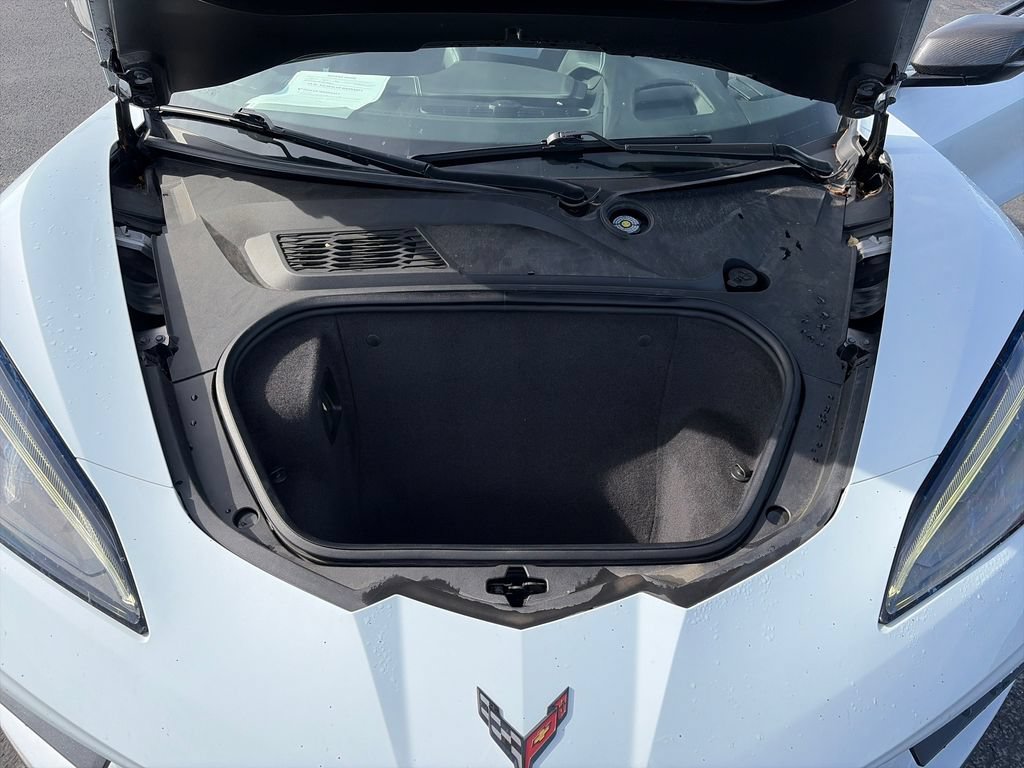 Used 2021 Chevrolet Corvette Stingray Premium Cpe w/ Z51 Performance Package RWD image 27