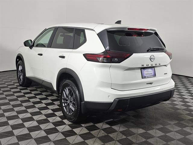 New 2026 Nissan Rogue S image 7