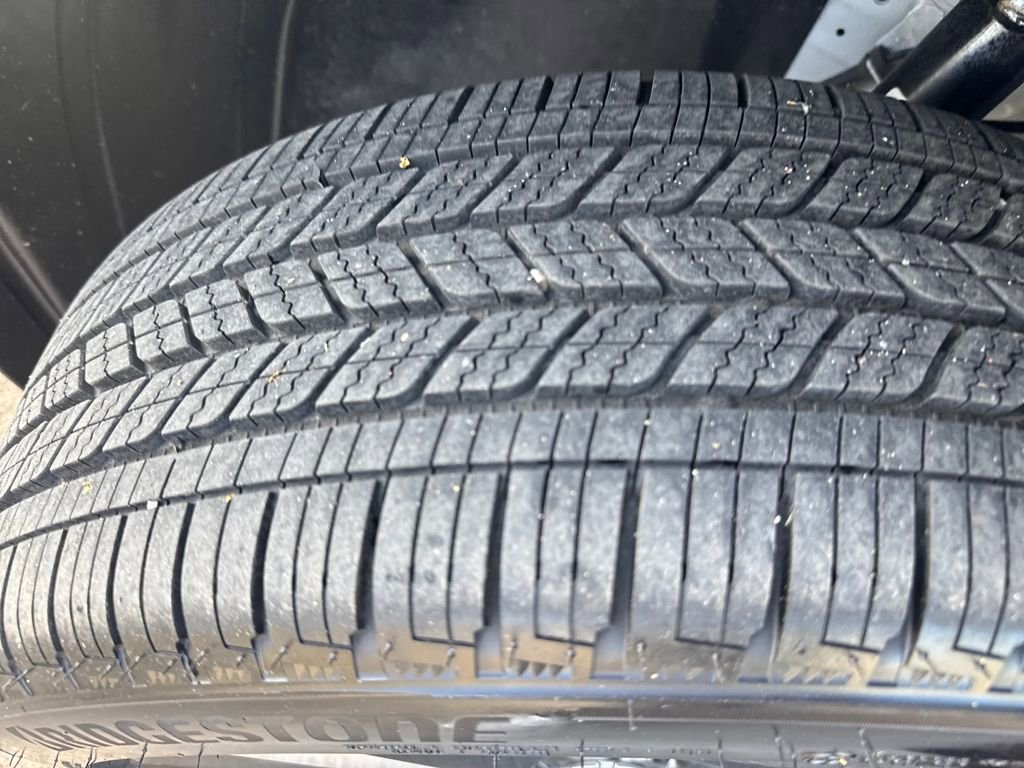 Used 2025 Nissan Kicks SR w/ SR Premium Package image 31