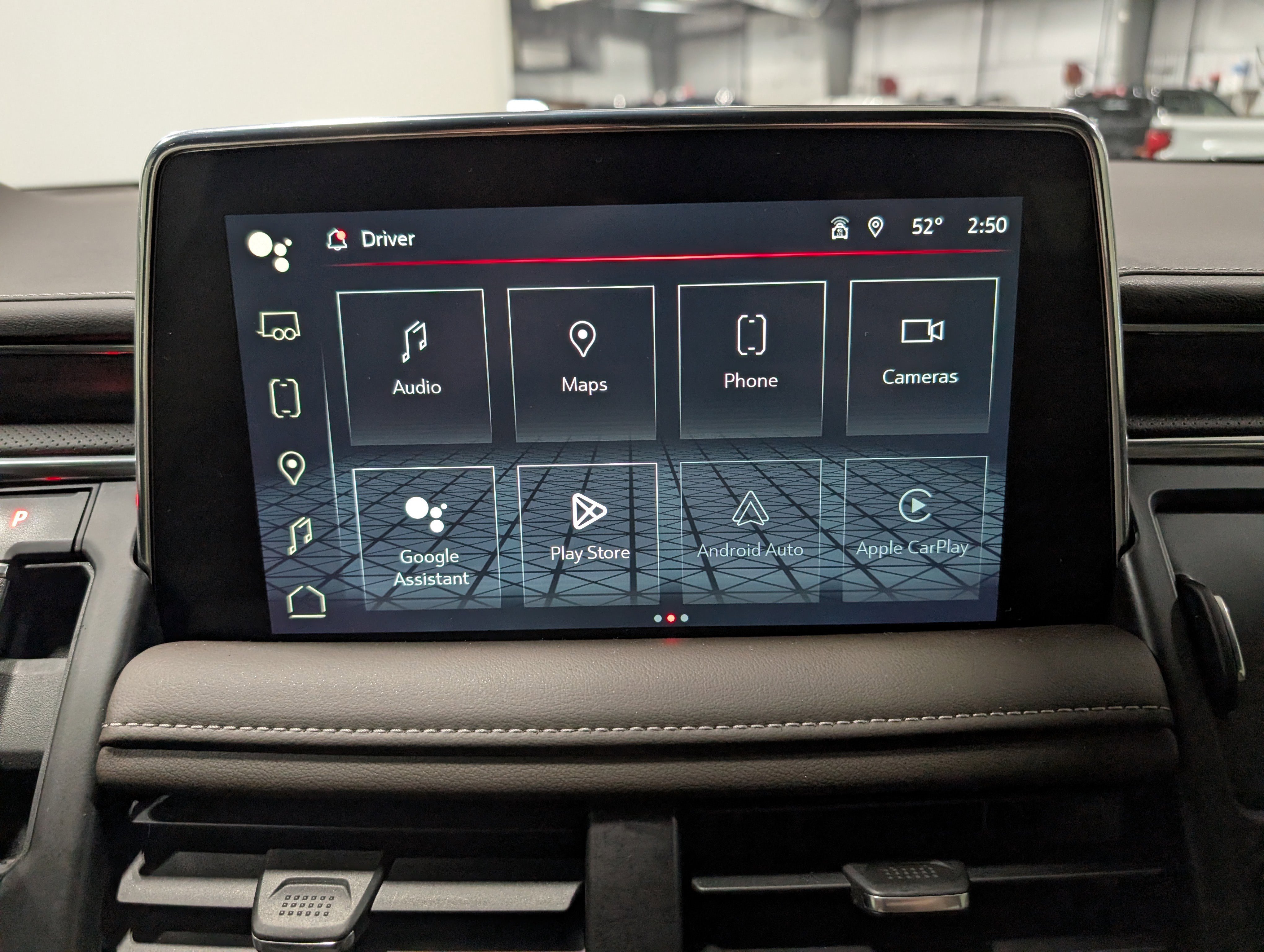 Used 2022 GMC Yukon XL SLT w/ SLT Luxury Package image 29