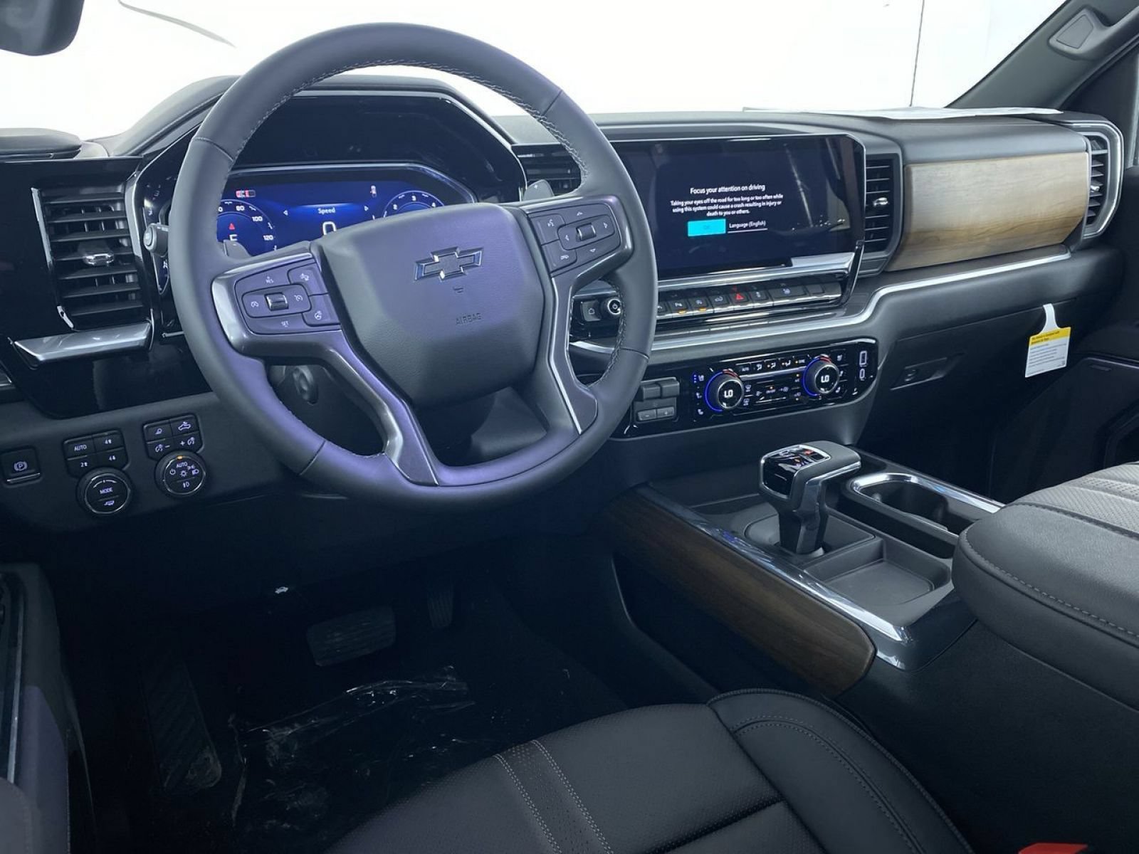 New 2026 Chevrolet Silverado 1500 High Country w/ Midnight Edition AWD/4WD image 2