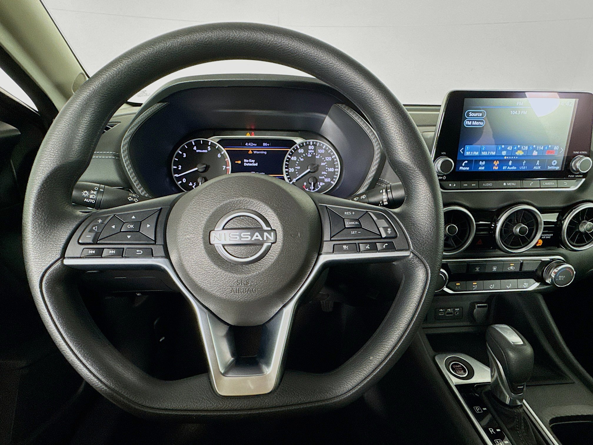 Used 2025 Nissan Sentra SV image 11