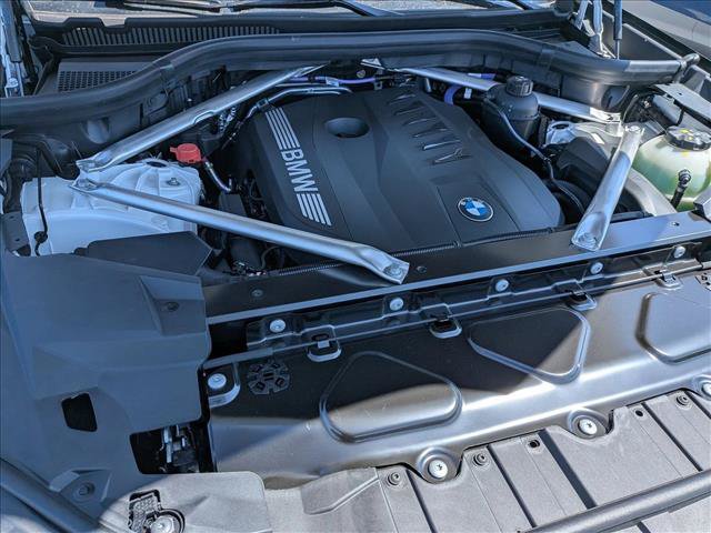 New 2026 BMW X5 xDrive40i AWD/4WD image 17