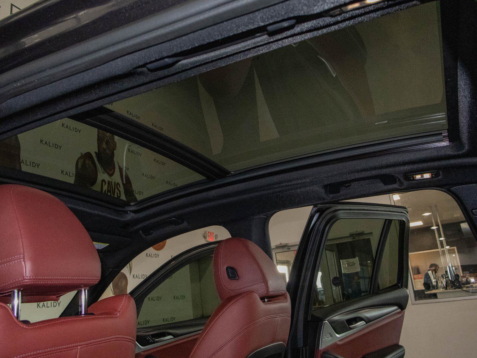 Used 2022 BMW X3 sDrive30i w/ M Sport Package 2 RWD image 14