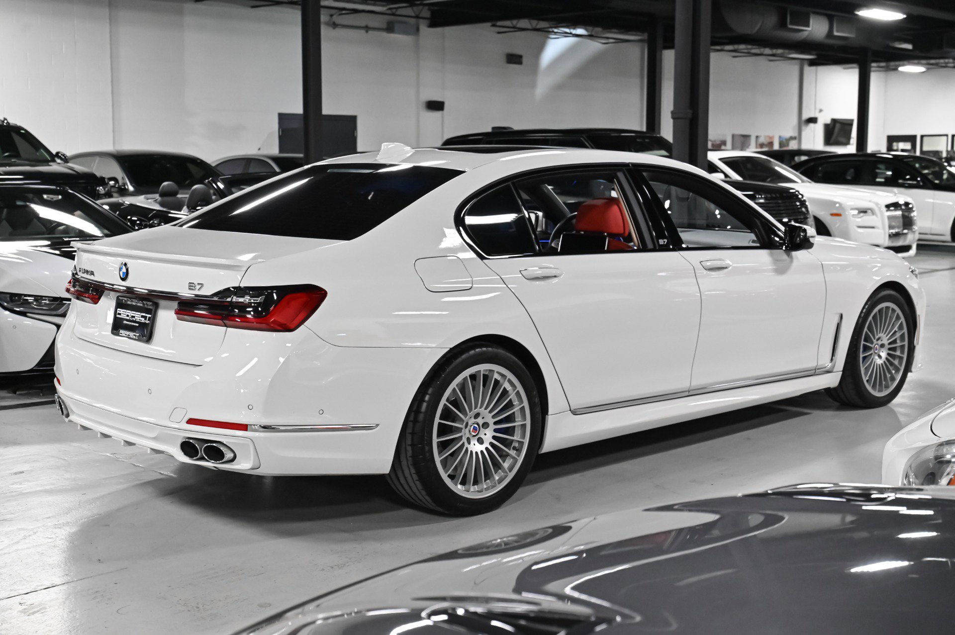 Used 2022 BMW ALPINA B7 xDrive w/ Luxury Rear Seating Package image 73