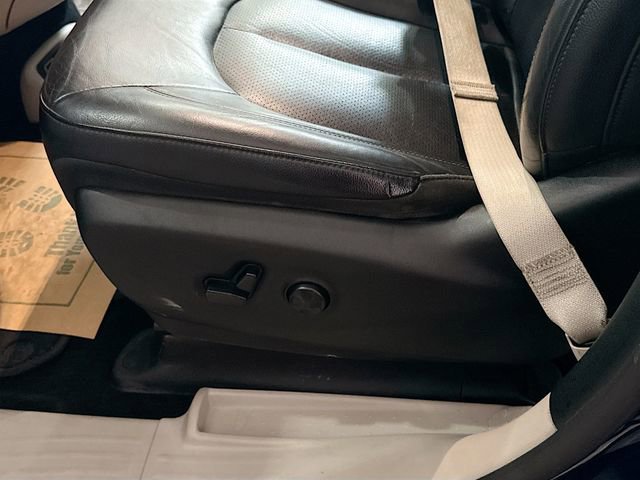 Used 2019 Chrysler Pacifica Touring-L Plus w/ Advanced Safetytec Group image 20