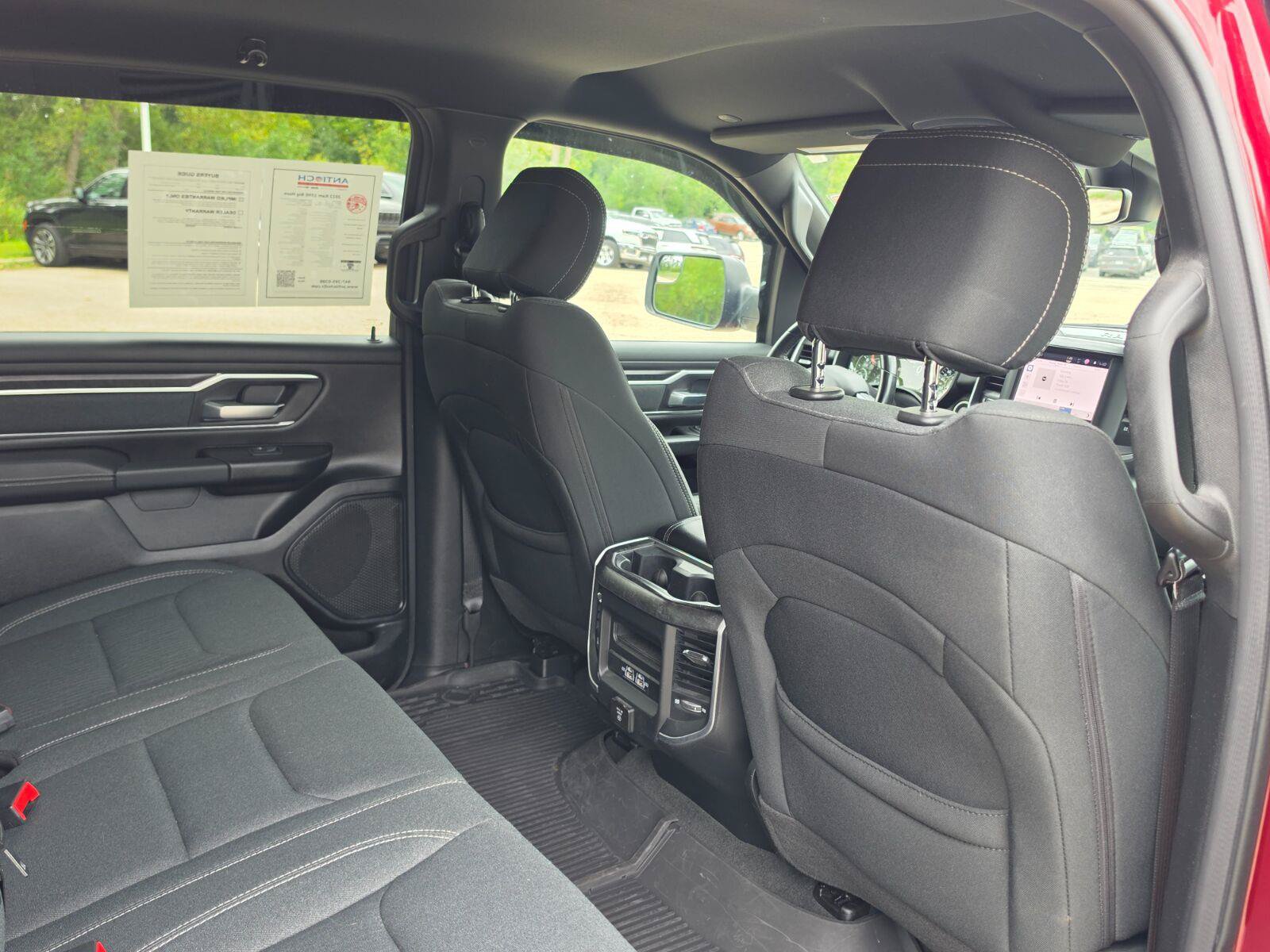 Used 2022 RAM 1500 Big Horn AWD/4WD image 10