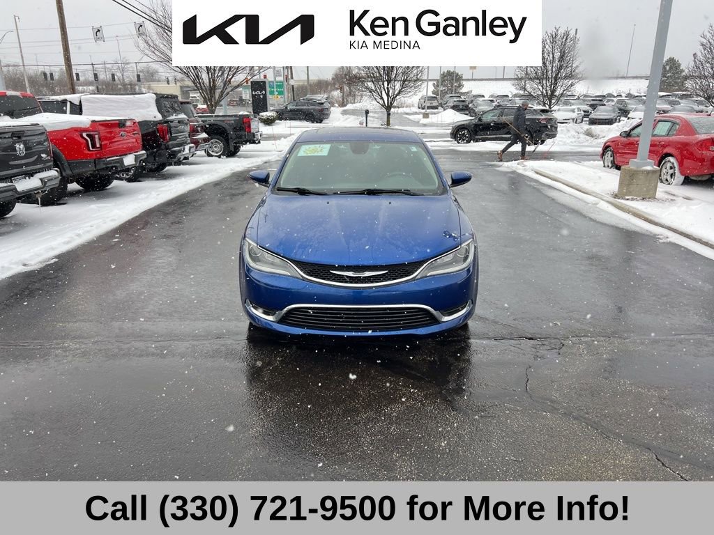 Used 2015 Chrysler 200 Limited w/ Convenience Group image 5