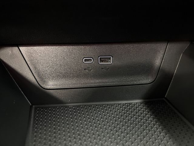 New 2026 Chevrolet Equinox LT w/ Convenience Package II image 31