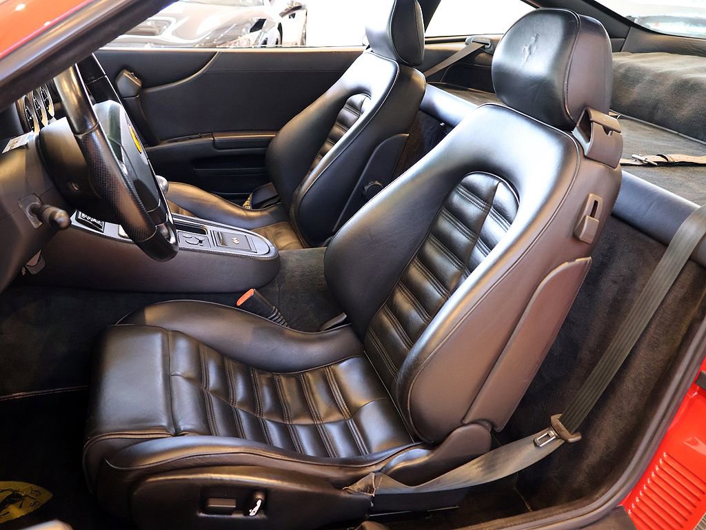 Used 1997 Ferrari 550 Maranello Coupe image 5