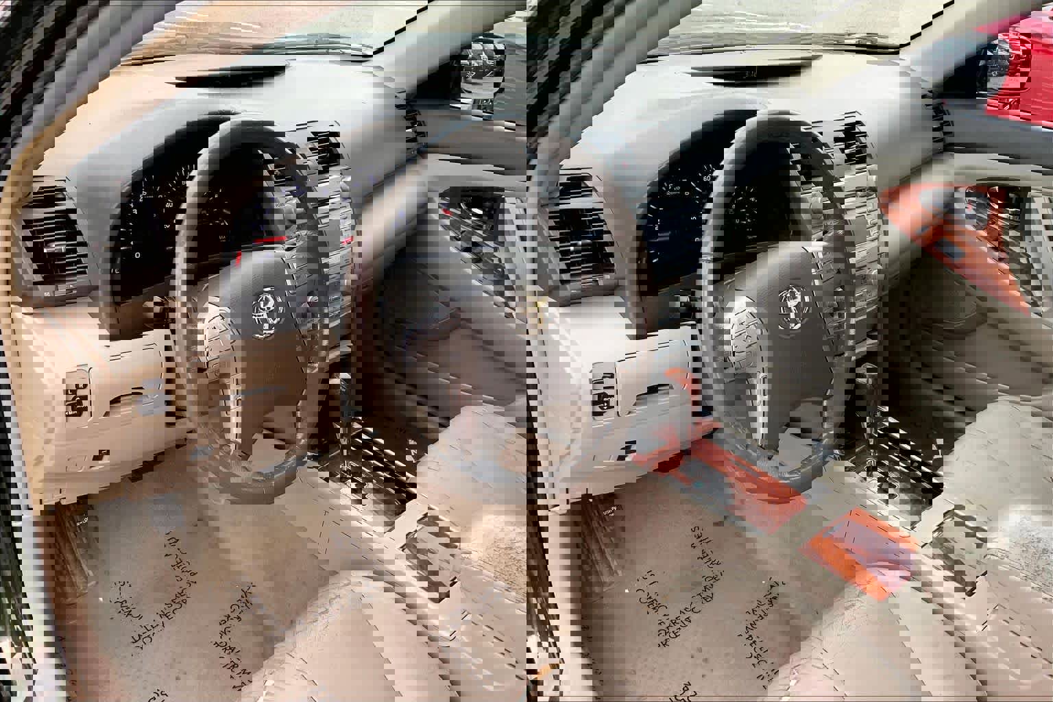 Used 2011 Toyota Camry XLE w/ XLE Extra-Value Pkg #1 FWD image 16