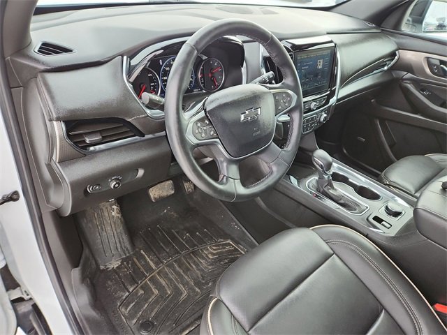 Certified 2023 Chevrolet Traverse Premier w/ Redline Edition image 10