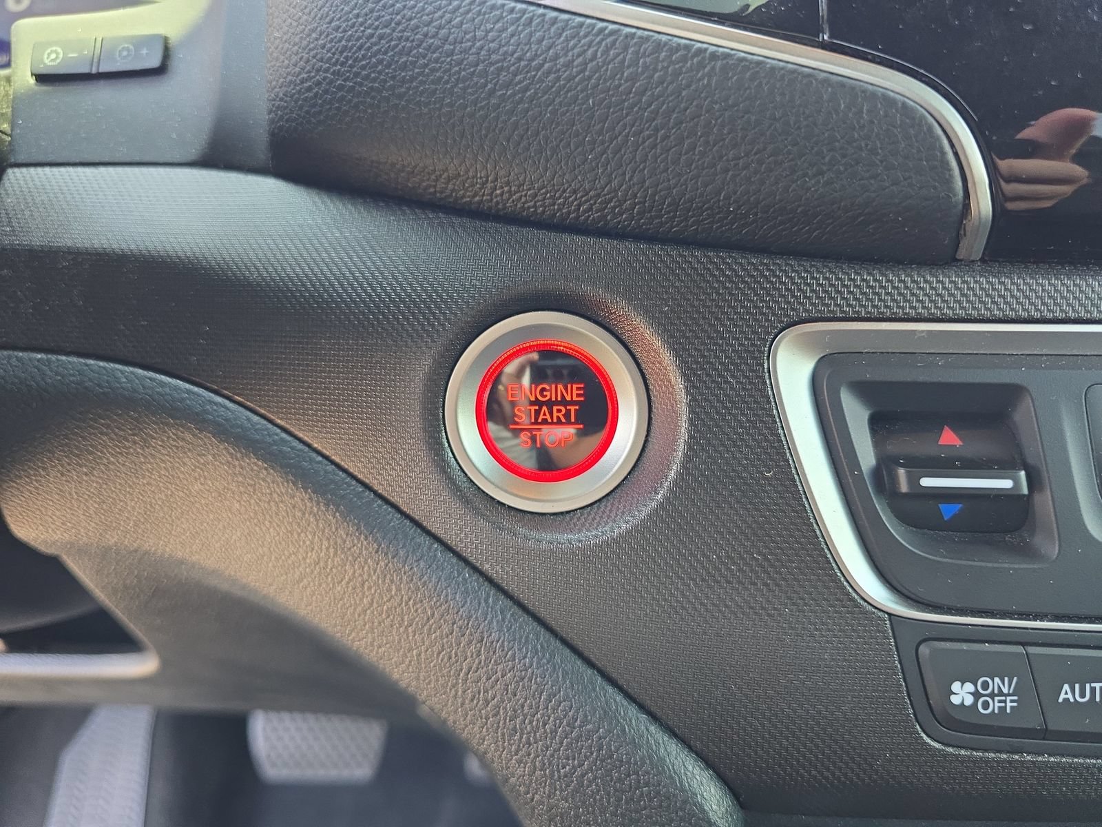 Certified 2023 Honda Passport TrailSport image 27