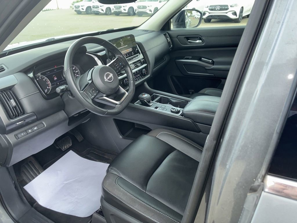 Certified 2022 Nissan Pathfinder SL AWD/4WD image 9