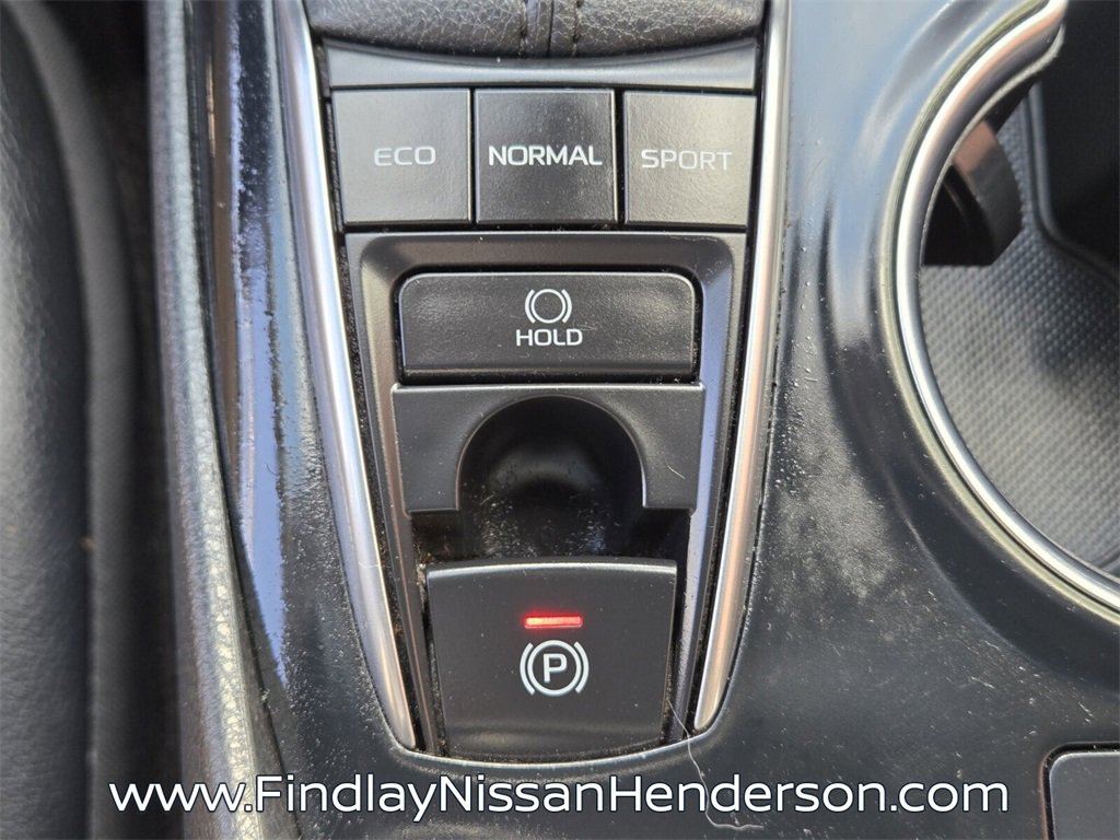 Used 2020 Toyota Camry XSE image 27