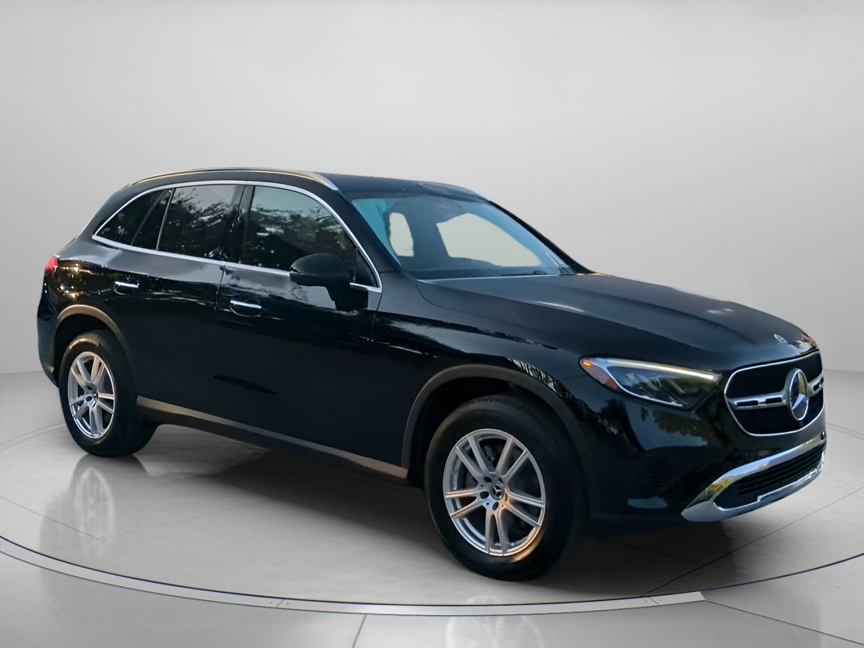 Used 2025 Mercedes-Benz GLC 300 image 36