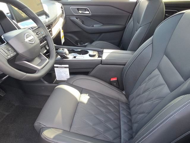 New 2026 Nissan Rogue Platinum image 28