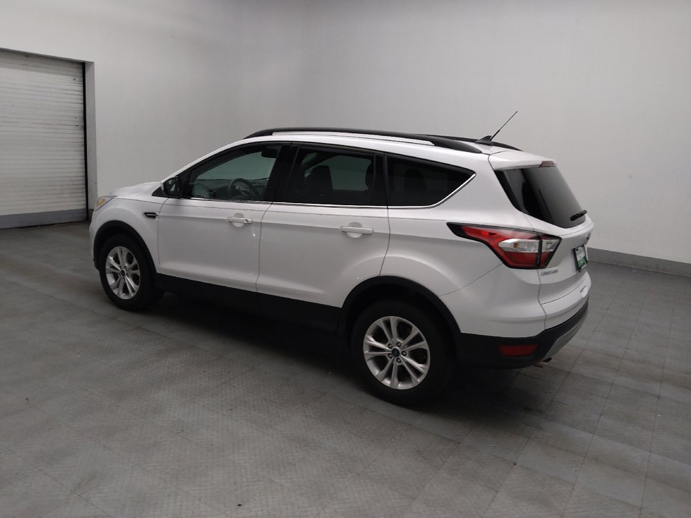 Used 2018 Ford Escape SEL image 3