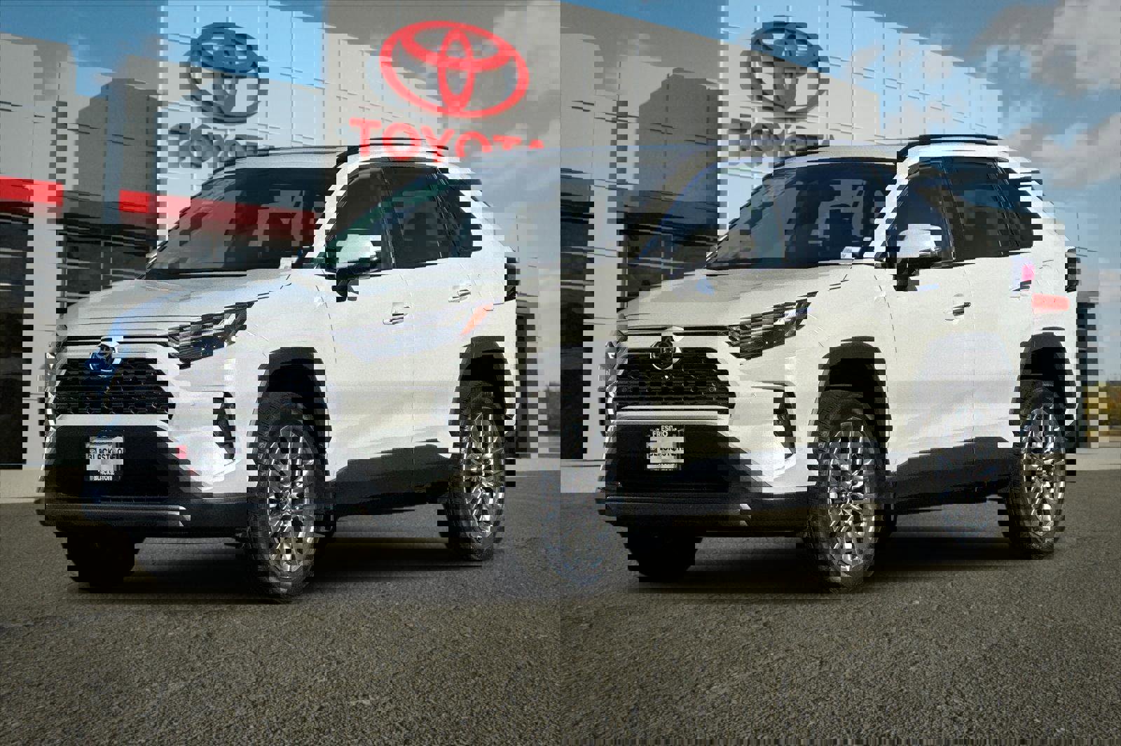 Used 2023 Toyota RAV4 Limited image 7