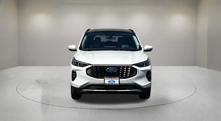 New 2025 Ford Escape SE w/ PHEV Premium Package image 2