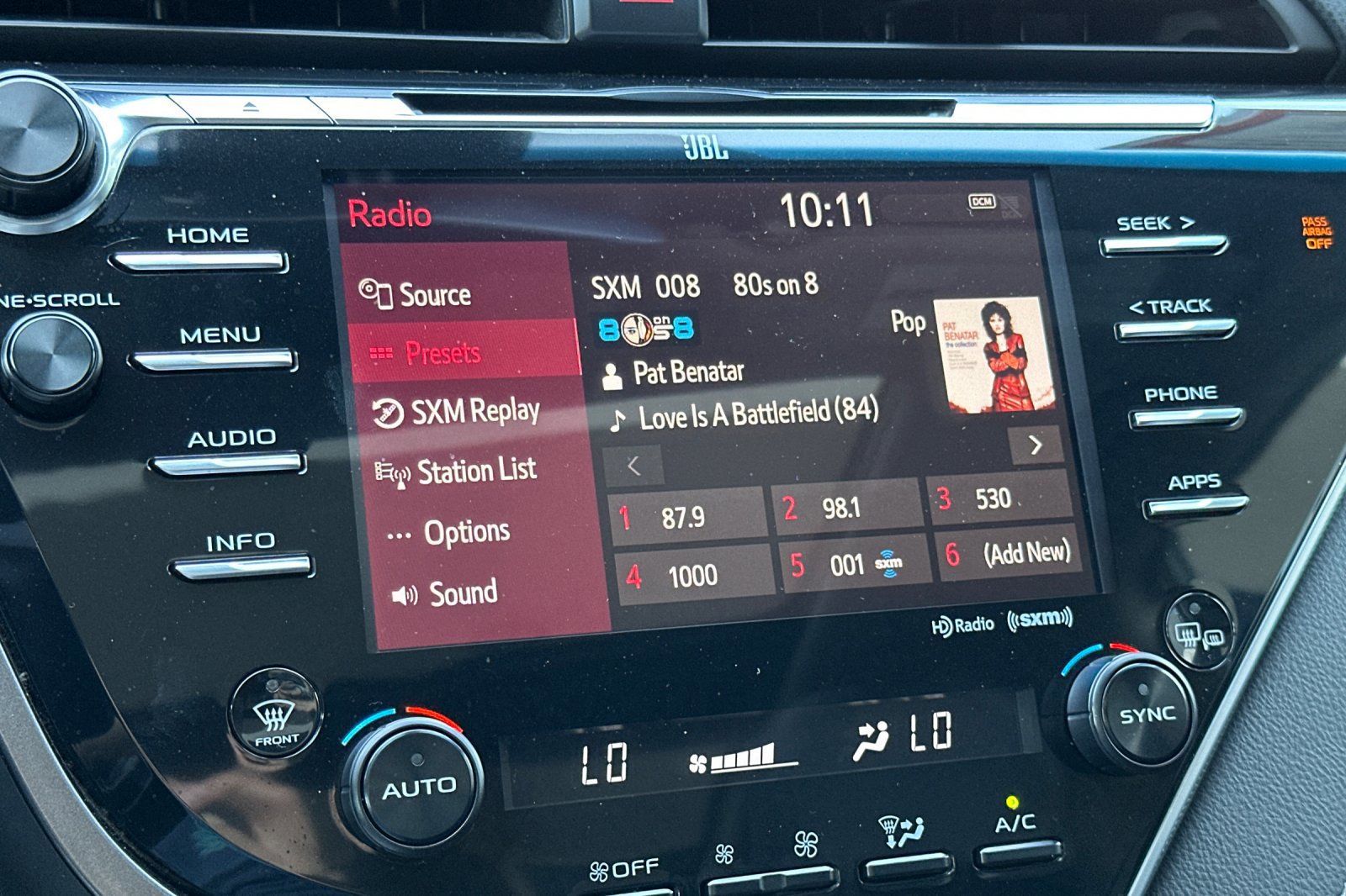 Used 2018 Toyota Camry XSE FWD image 17