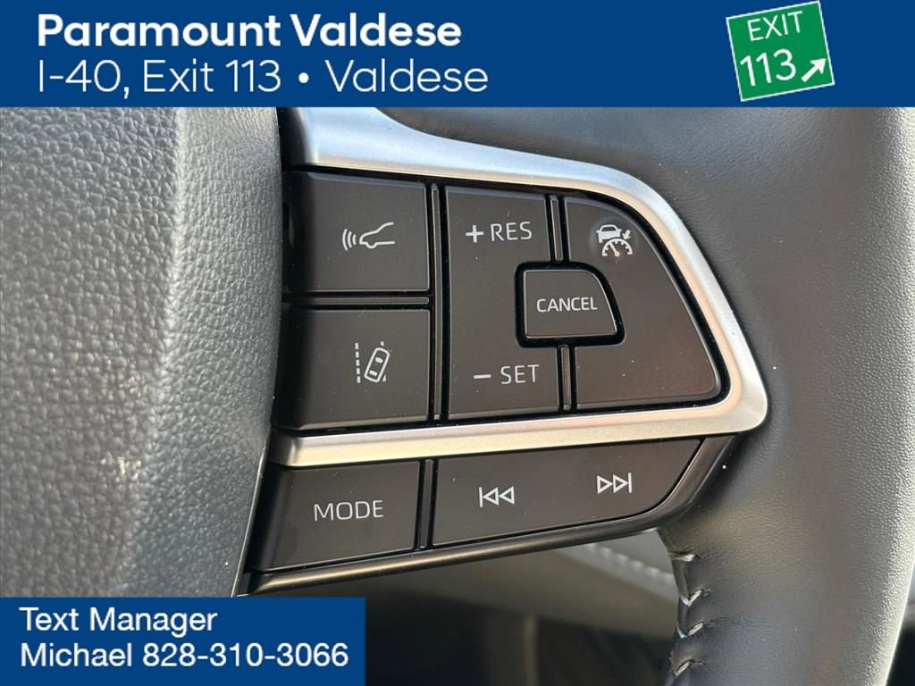 Used 2025 Toyota Highlander Limited image 18