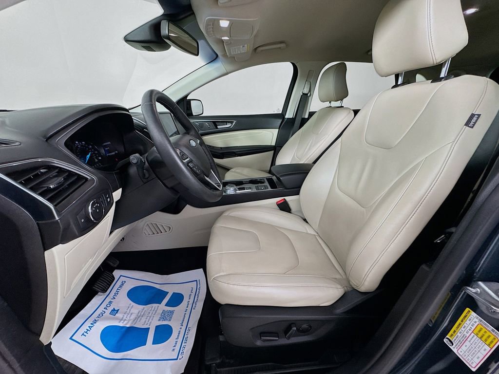 Used 2022 Ford Edge Titanium AWD/4WD image 25