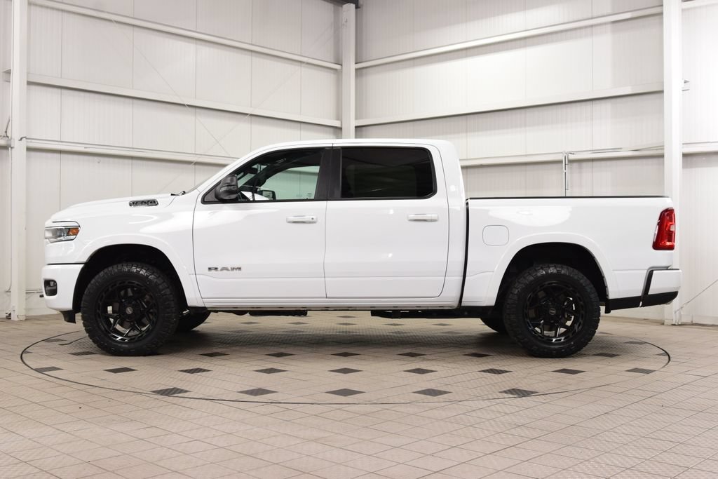 Used 2025 RAM 1500 Big Horn AWD/4WD image 4