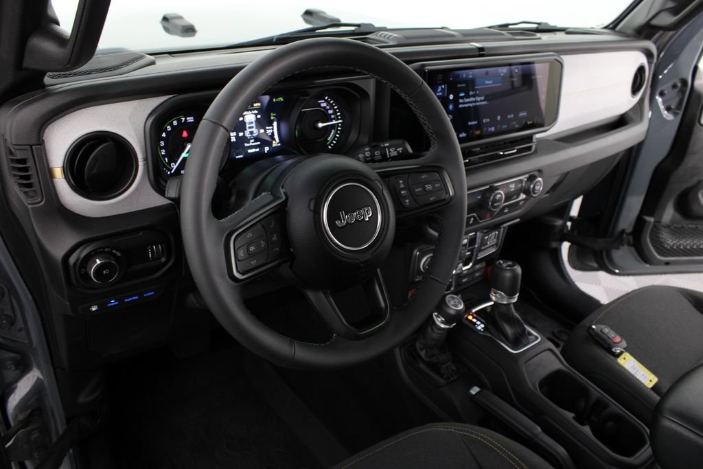 Used 2025 Jeep Wrangler Unlimited Sport S 4xe AWD/4WD image 8
