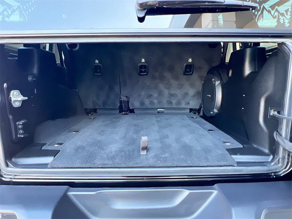 Used 2022 Jeep Wrangler Unlimited Sahara w/ LED Lighting Group image 26