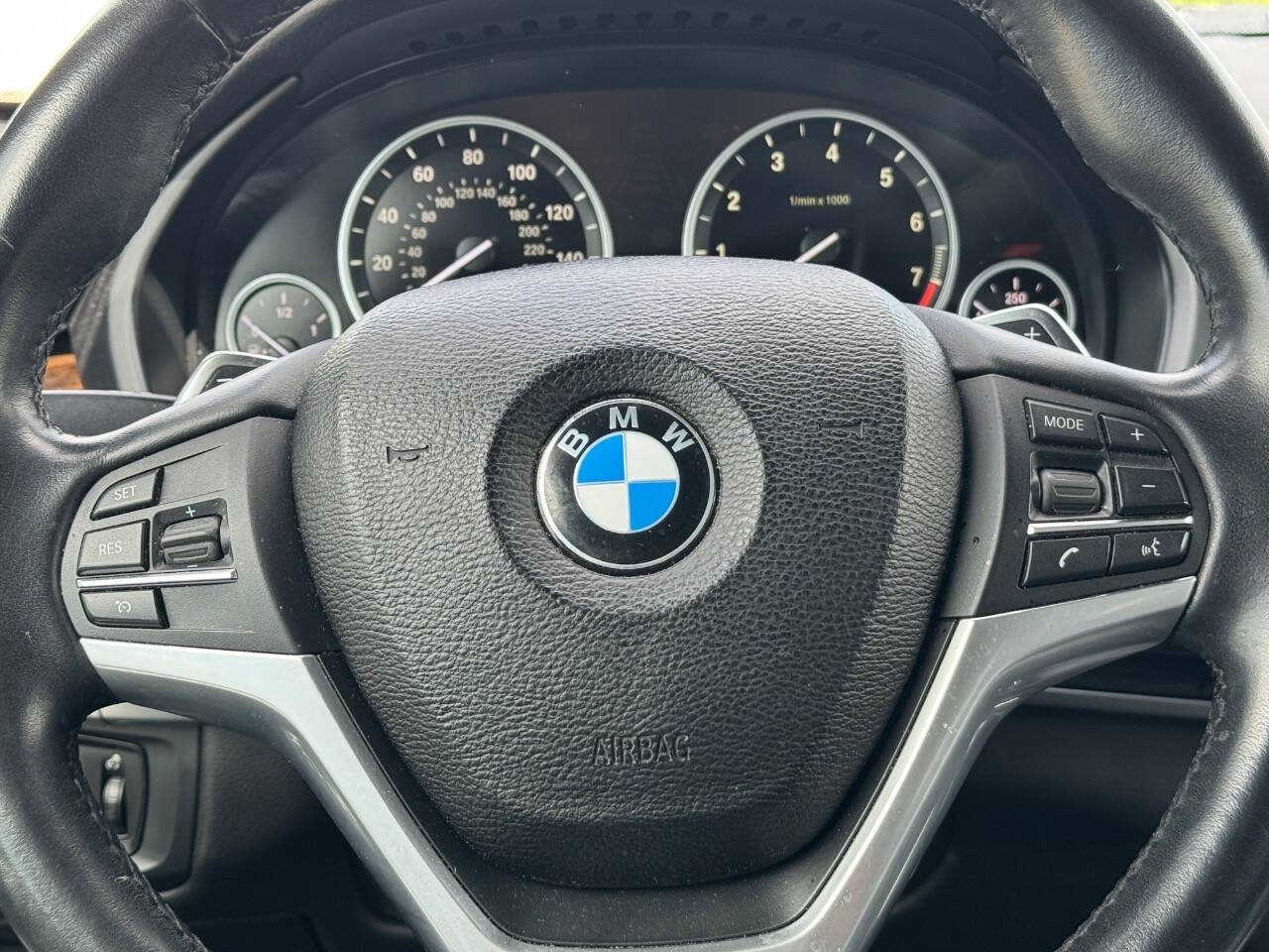 Used 2018 BMW X5 xDrive40e AWD/4WD image 22