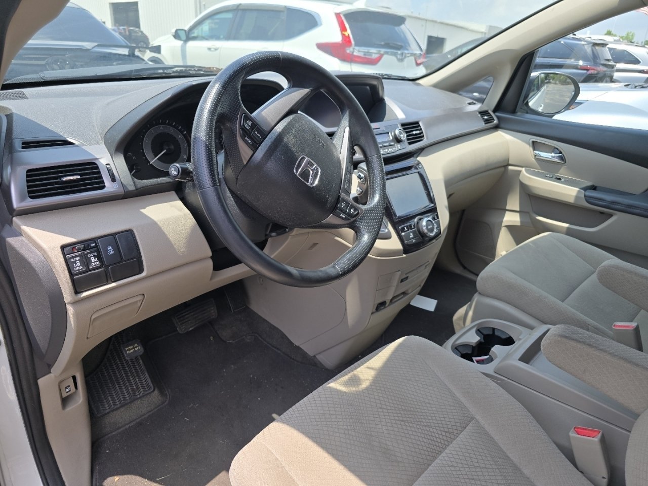 Used 2016 Honda Odyssey SE image 15