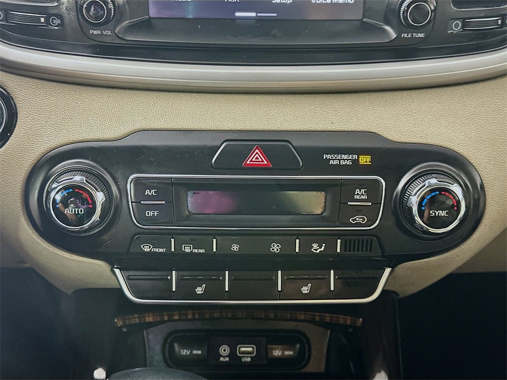 Used 2020 Kia Sorento EX image 18