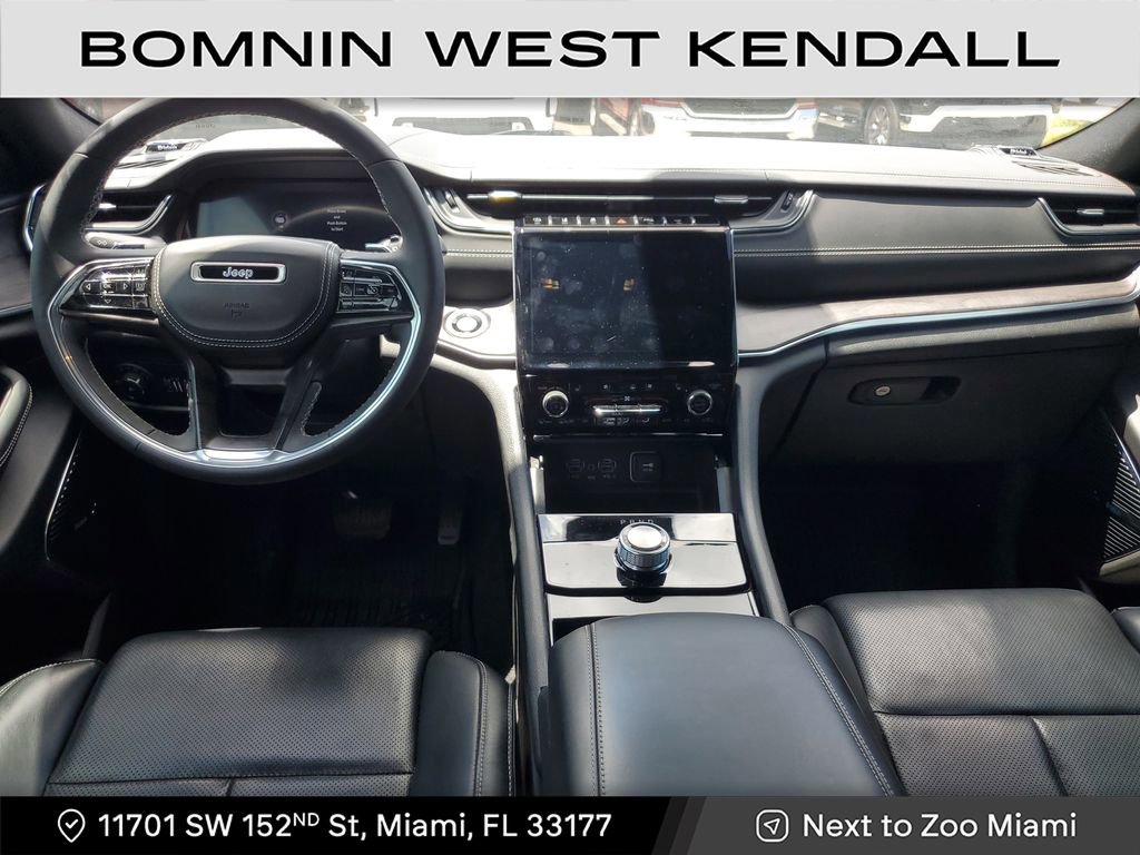 Used 2023 Jeep Grand Cherokee Overland w/ Luxury Tech Group IV image 13