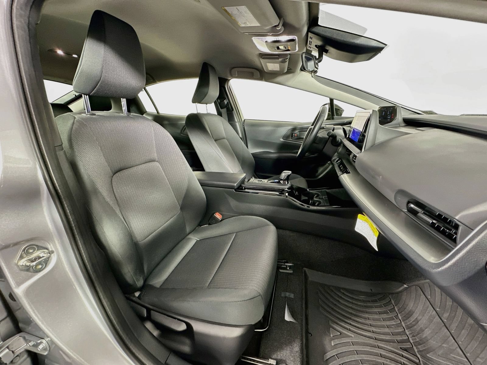 Used 2025 Toyota Prius Limited AWD/4WD image 26