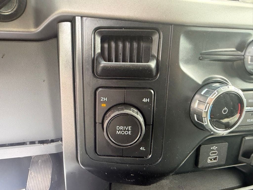 Used 2025 Ford F150 XLT w/ Equipment Group 301A Standard AWD/4WD image 27