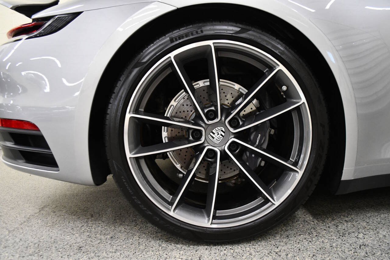 Used 2022 Porsche 911 Carrera w/ Premium Package RWD image 34