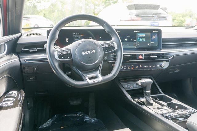 Used 2025 Kia K5 GT-Line AWD/4WD image 13