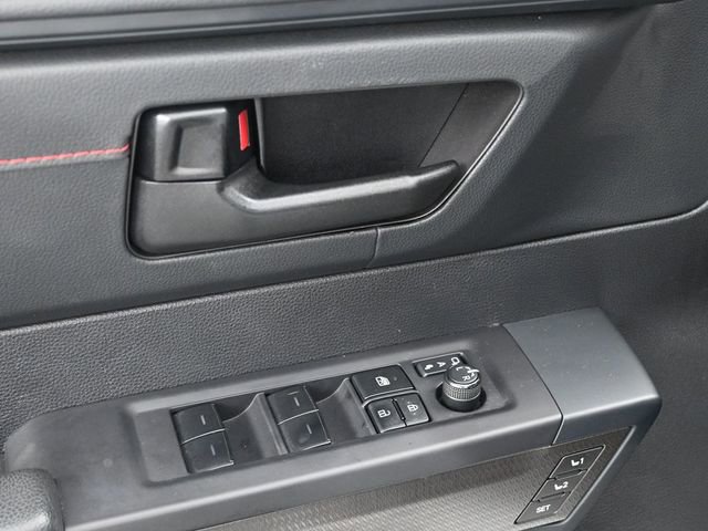 Used 2024 Chevrolet Silverado 1500 LT image 10