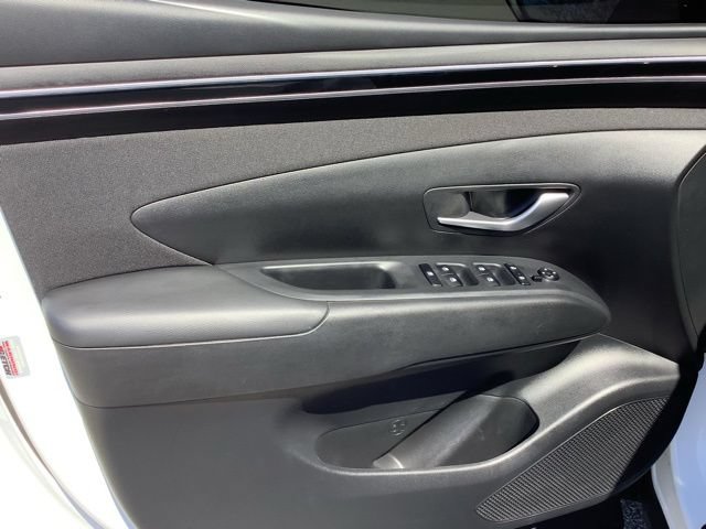 Used 2023 Hyundai Tucson SEL w/ Convenience Package AWD/4WD image 16