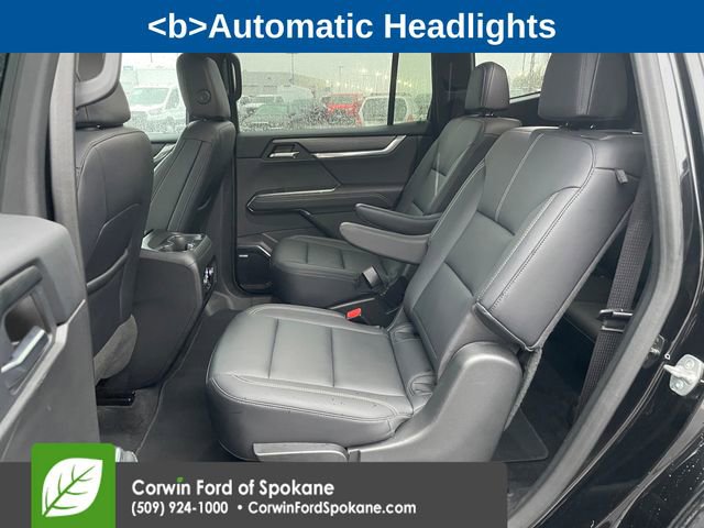 Used 2024 GMC Acadia Elevation image 11